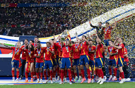 院校技能大, 职业学校学, 赛道执行 院校技能大, 职业学校学, 赛道执行