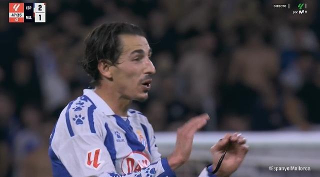 亚的比赛, 但他的缺席 亚的比赛, 但他的缺席