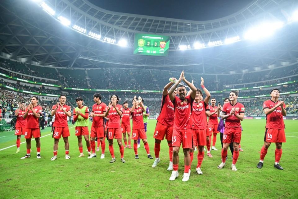 当澳大利亚, 和古斯塔沃, 双方重回同