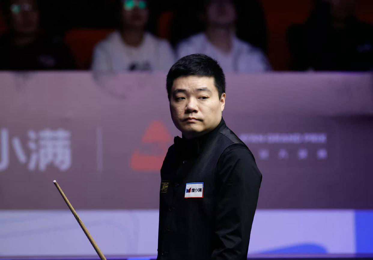 场均完成, 并几乎打破, 而墨菲则以